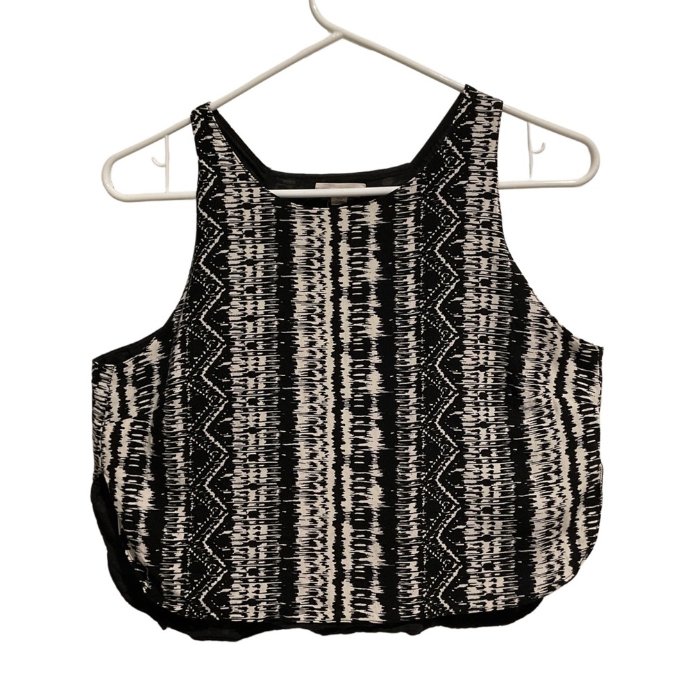 Silence + Noise Black and White Geometric Tank Top‎